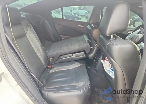 2015 Dodge Charger R/T z USA, uszkodzony, nr VIN 2C3CDXCT3FH741252